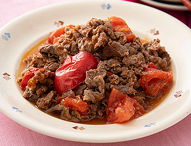 牛肉とトマトの粒マスタード炒め