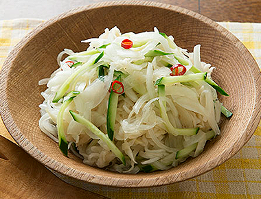 玉ねぎと切り干し大根のサラダ