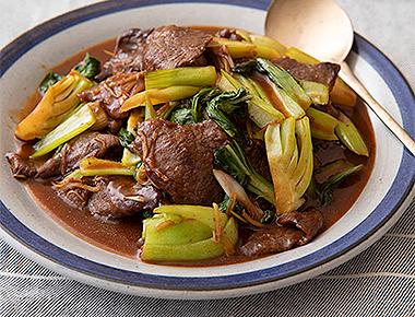 牛肉とチンゲンサイの豆板醤炒め