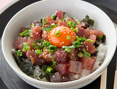かつおのユッケ丼