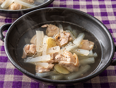 鶏肉と大根のシンプルスープ